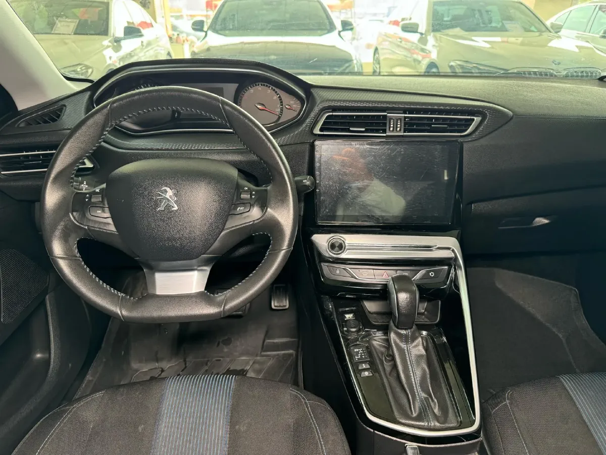 2018 Peugeot 308 1.6L 117HP L4 6AT,autocango,china used car exporter,china ev exporter,chinese used car exporter,chinese used ev exporter