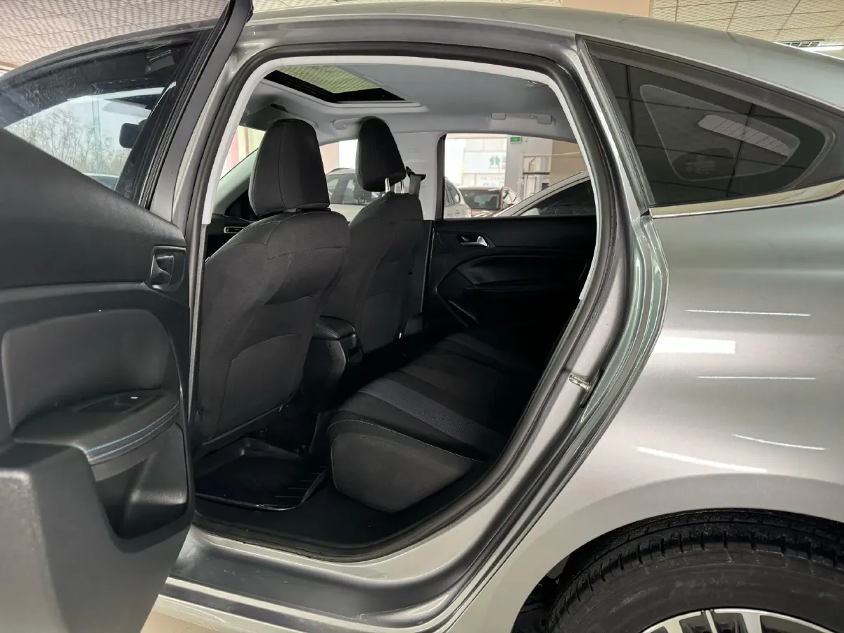 2018 Peugeot 308 1.6L 117HP L4 6AT,autocango,china used car exporter,china ev exporter,chinese used car exporter,chinese used ev exporter