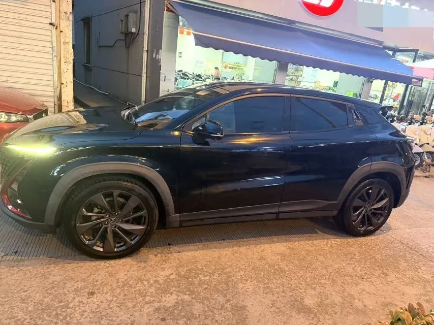 2020 ChangAn UNI-T 1.5T 180HP L4 7DCT,autocango,china used car exporter,china ev exporter,chinese used car exporter,chinese used ev exporter