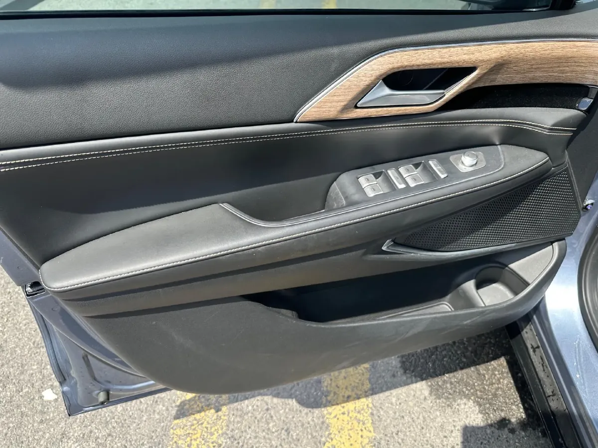 2022 Chevrolet Menlo BEV 61.1KWH,autocango,china used car exporter,china ev exporter,chinese used car exporter,chinese used ev exporter