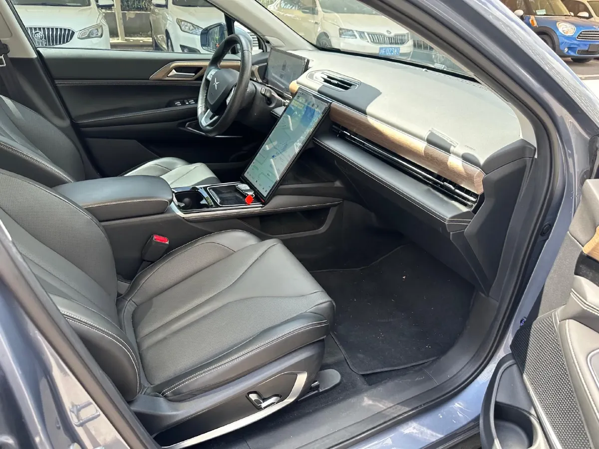 2022 Chevrolet Menlo BEV 61.1KWH,autocango,china used car exporter,china ev exporter,chinese used car exporter,chinese used ev exporter