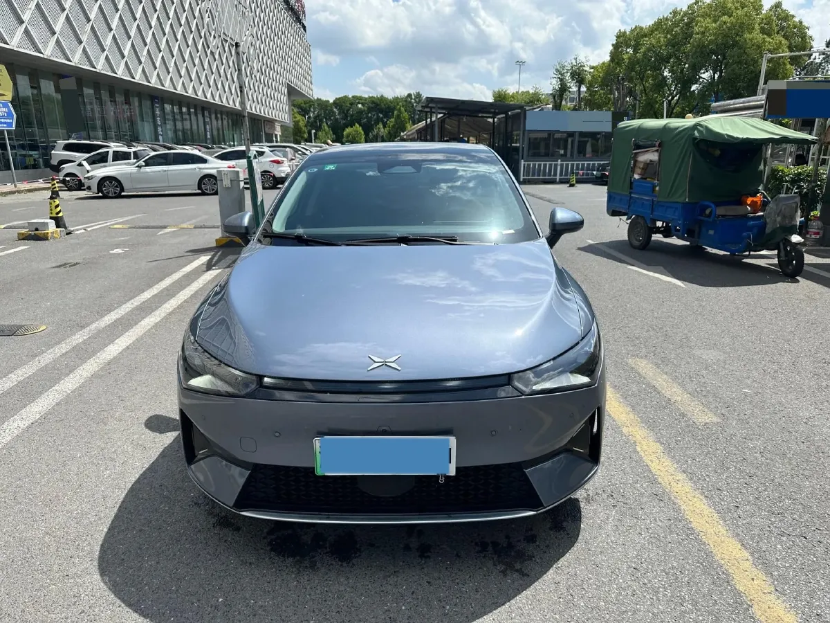 2022 Chevrolet Menlo BEV 61.1KWH,autocango,china used car exporter,china ev exporter,chinese used car exporter,chinese used ev exporter