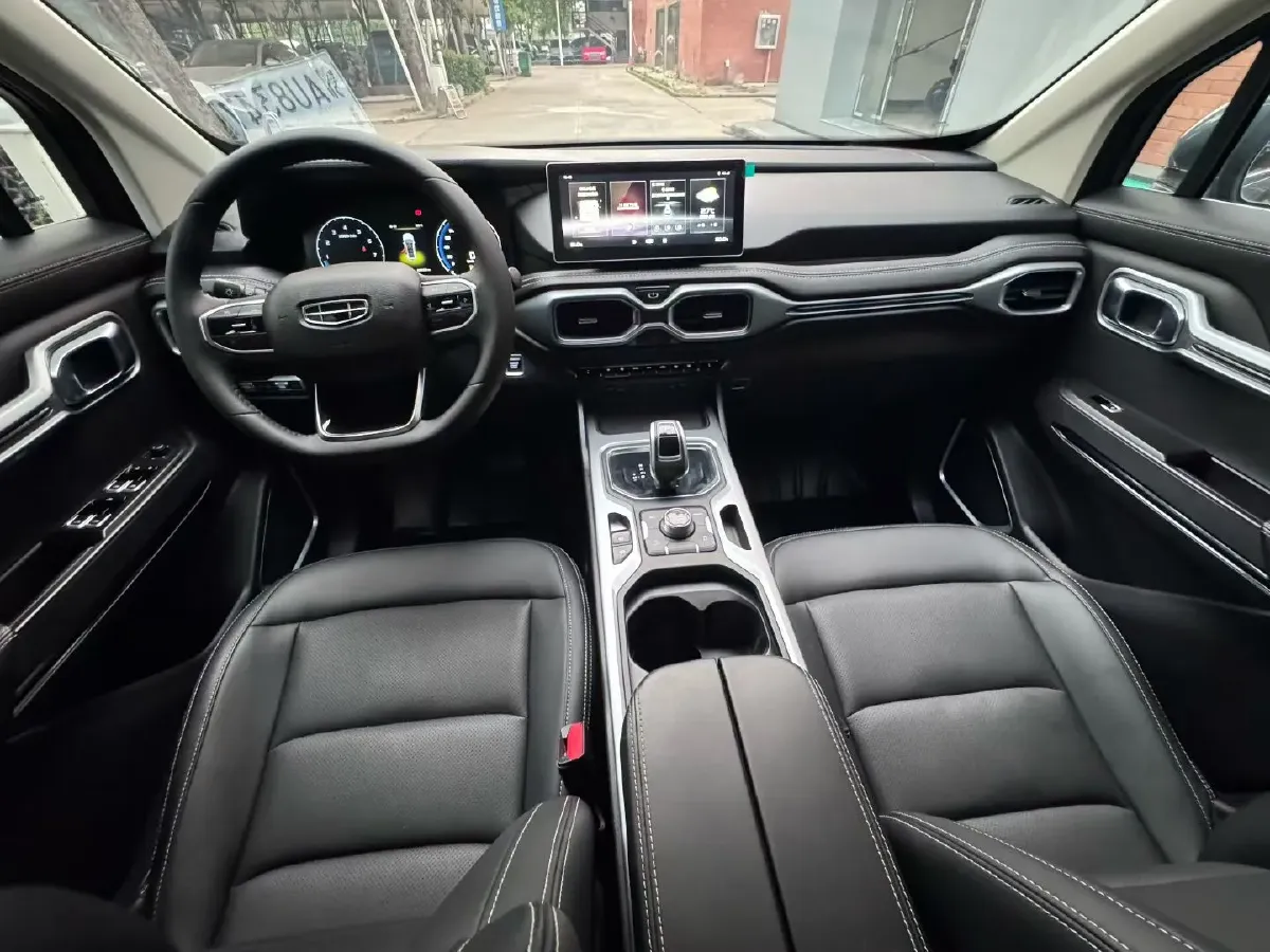 2020 Geely Okavango 1.8T 184HP L4 7DCT,autocango,china used car exporter,china ev exporter,chinese used car exporter,chinese used ev exporter