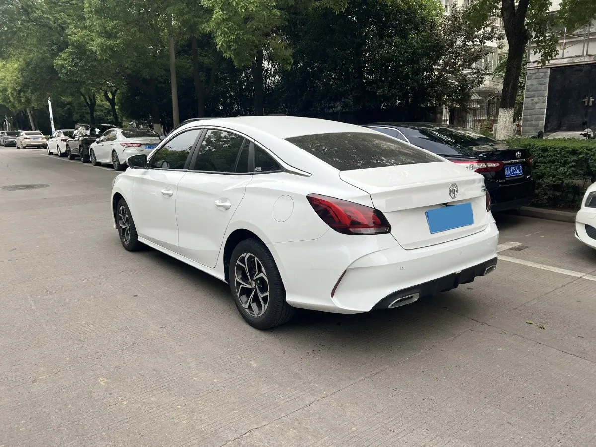 2021 MG 5 1.5L 120HP L4 CVT,autocango,china used car exporter,china ev exporter,chinese used car exporter,chinese used ev exporter