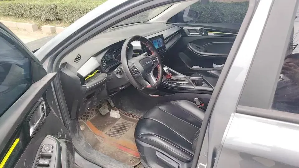 2020 Roewe i5 1.5L 120HP L4 CVT,autocango,china used car exporter,china ev exporter,chinese used car exporter,chinese used ev exporter
