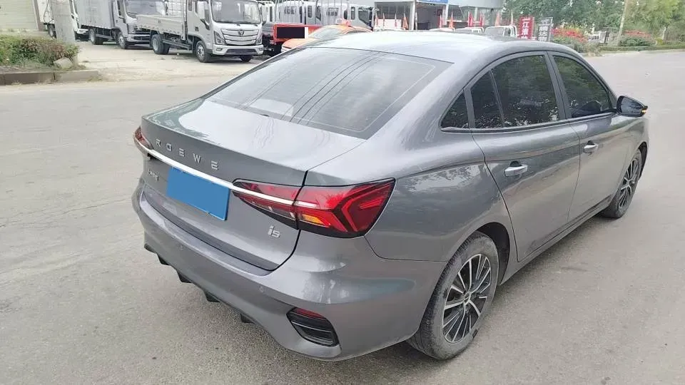 2020 Roewe i5 1.5L 120HP L4 CVT,autocango,china used car exporter,china ev exporter,chinese used car exporter,chinese used ev exporter