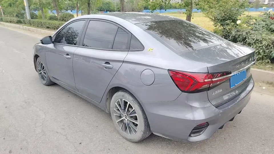2020 Roewe i5 1.5L 120HP L4 CVT,autocango,china used car exporter,china ev exporter,chinese used car exporter,chinese used ev exporter