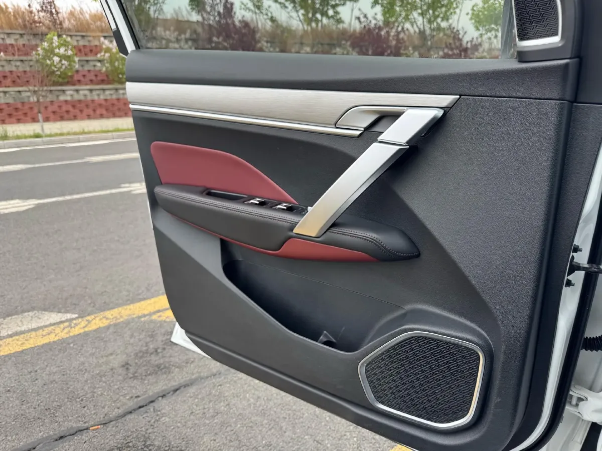 2021 Geely Coolray 1.4T 141HP L4 6DCT,autocango,china used car exporter,china ev exporter,chinese used car exporter,chinese used ev exporter