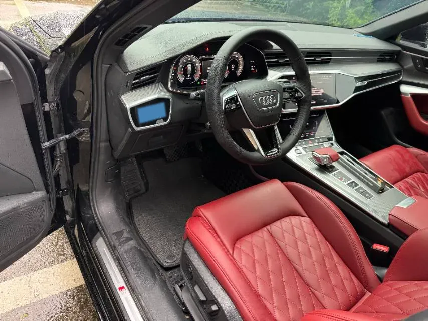 2021 Audi A6L 2.0T 190HP L4 7DCT,autocango,china used car exporter,china ev exporter,chinese used car exporter,chinese used ev exporter