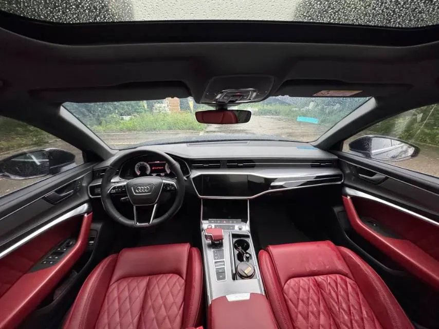 2021 Audi A6L 2.0T 190HP L4 7DCT,autocango,china used car exporter,china ev exporter,chinese used car exporter,chinese used ev exporter
