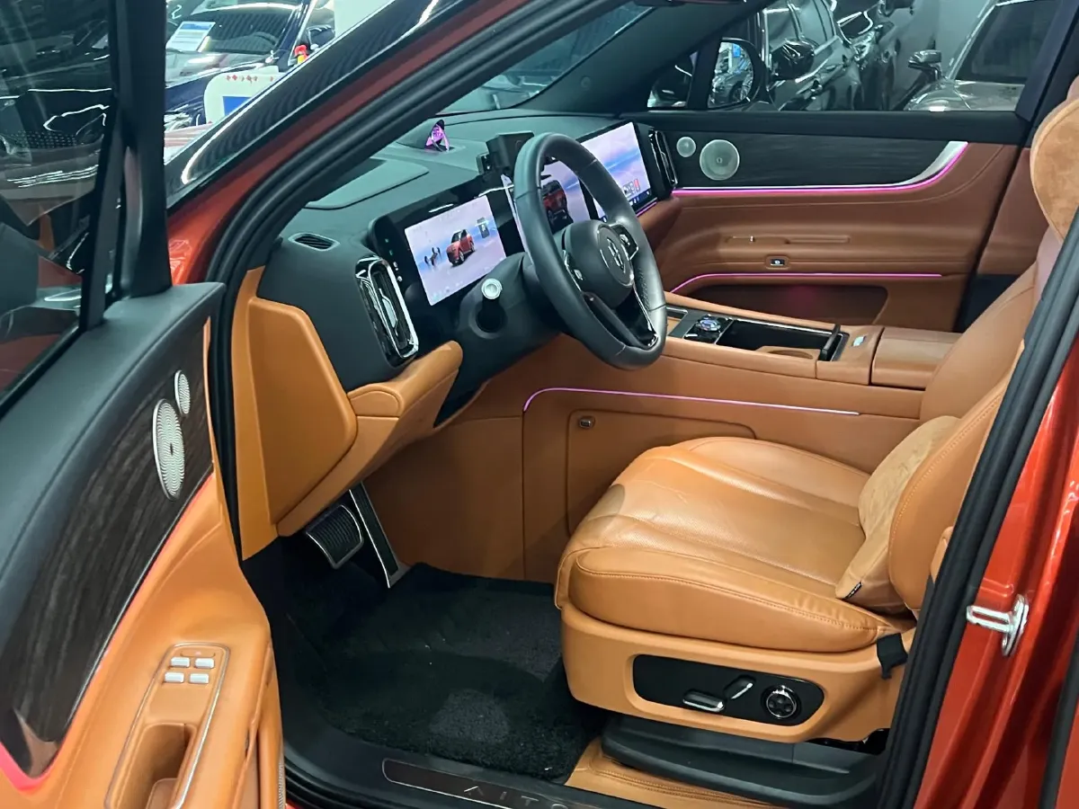 2024 AITO AITO M9 1.5T 152HP L4 REEV 42KWH,autocango,china used car exporter,china ev exporter,chinese used car exporter,chinese used ev exporter