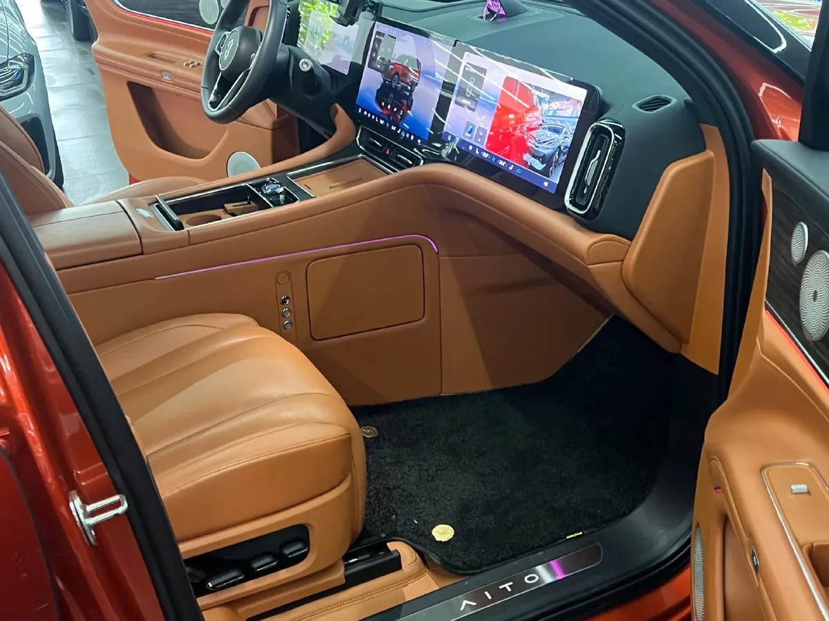 2024 AITO AITO M9 1.5T 152HP L4 REEV 42KWH,autocango,china used car exporter,china ev exporter,chinese used car exporter,chinese used ev exporter