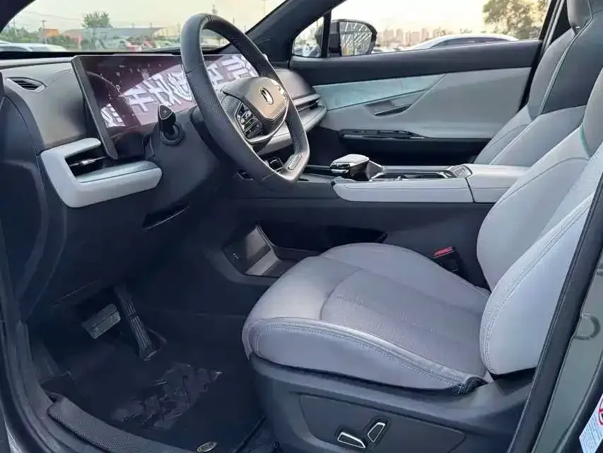 2023 ChangAn UNI-T 1.5T 188HP L4 7DCT,autocango,china used car exporter,china ev exporter,chinese used car exporter,chinese used ev exporter