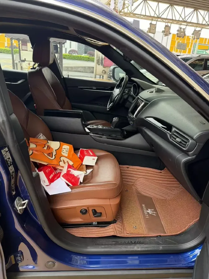 2018 Jaguar XJ 3.0T 340HP V6 8AT,autocango,china used car exporter,china ev exporter,chinese used car exporter,chinese used ev exporter