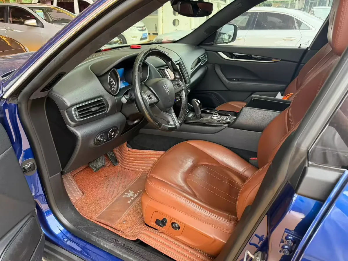 2018 Jaguar XJ 3.0T 340HP V6 8AT,autocango,china used car exporter,china ev exporter,chinese used car exporter,chinese used ev exporter