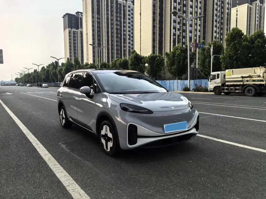 2023 JAC T8 2.0T 170HP L4 8AT,autocango,china used car exporter,china ev exporter,chinese used car exporter,chinese used ev exporter