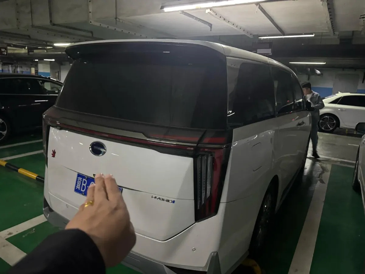 2023 GAC Trumpchi M8 2.0T 190HP L4 E-CVT Hybrid,autocango,china used car exporter,china ev exporter,chinese used car exporter,chinese used ev exporter