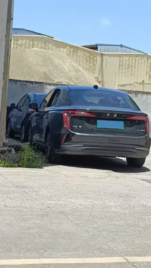 2022 HongQi E-QM5 BEV 54KWH,autocango,china used car exporter,china ev exporter,chinese used car exporter,chinese used ev exporter