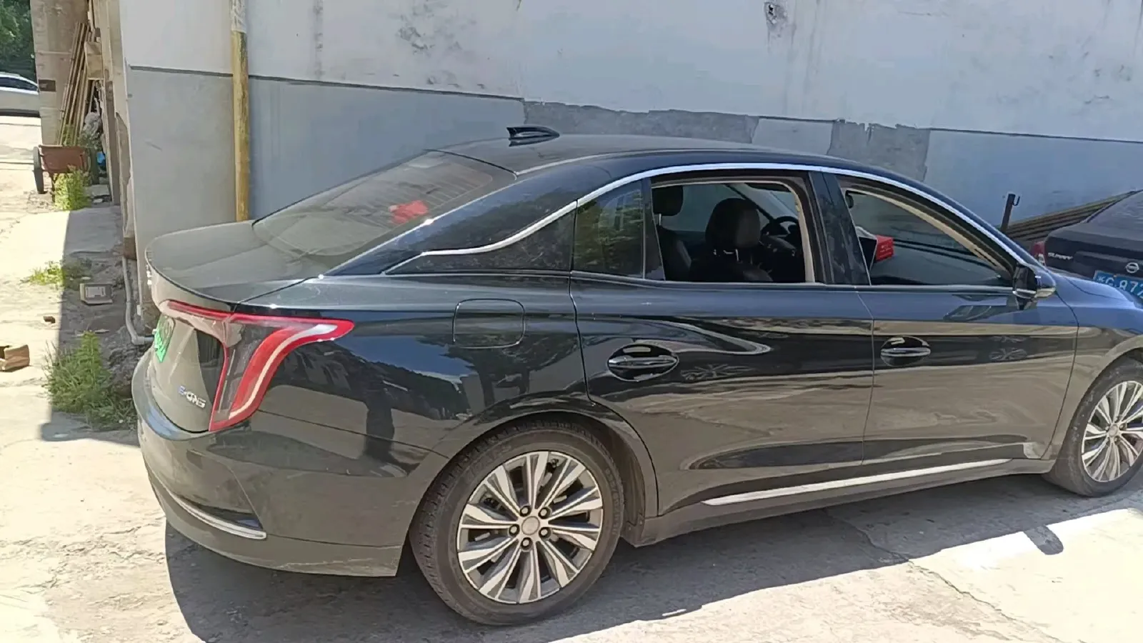 2022 HongQi E-QM5 BEV 54KWH,autocango,china used car exporter,china ev exporter,chinese used car exporter,chinese used ev exporter