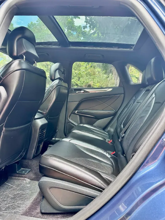 2018 Lincoln MKC 2.0T 203HP L4 6AT,autocango,china used car exporter,china ev exporter,chinese used car exporter,chinese used ev exporter