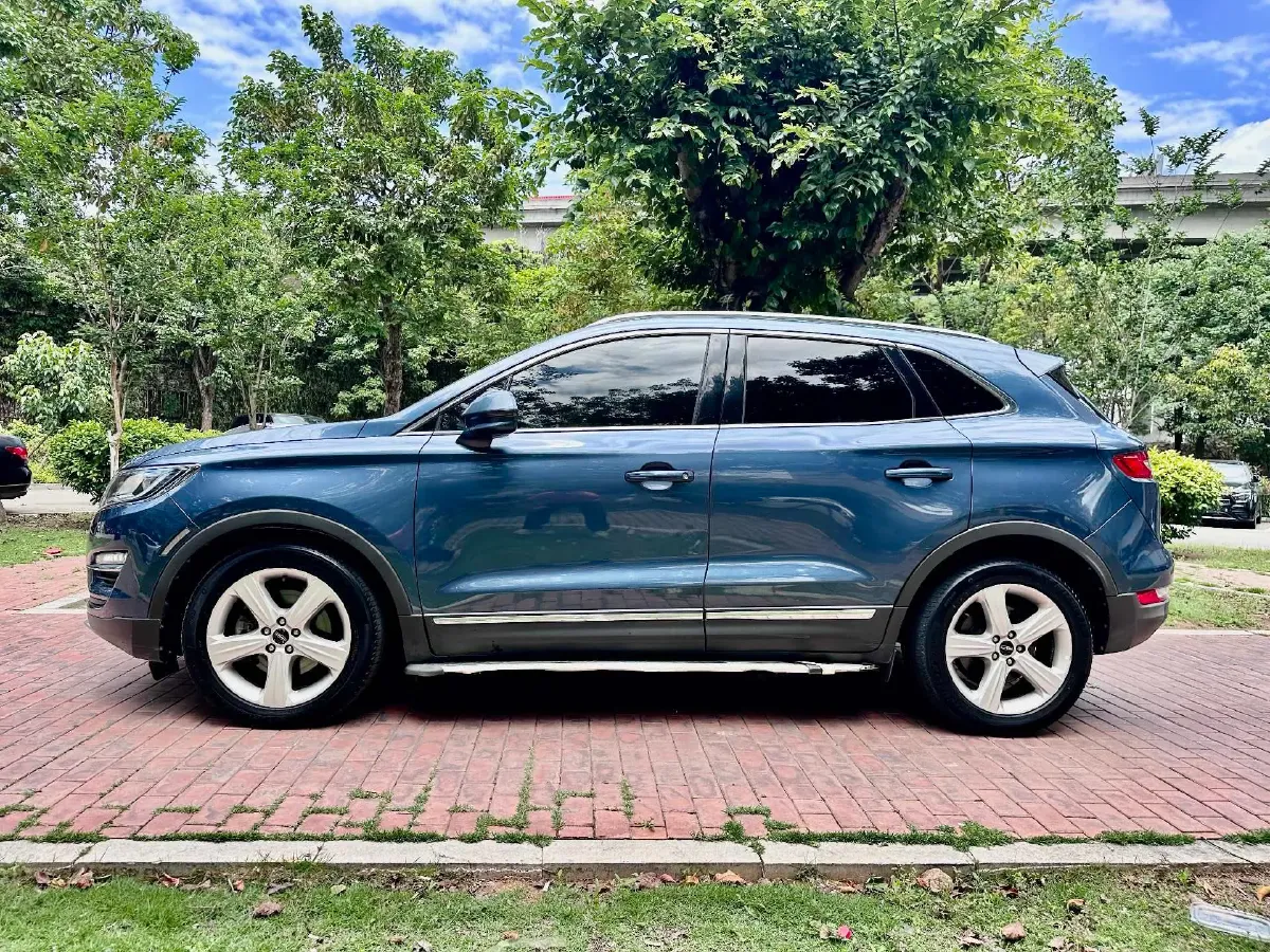 2018 Lincoln MKC 2.0T 203HP L4 6AT,autocango,china used car exporter,china ev exporter,chinese used car exporter,chinese used ev exporter