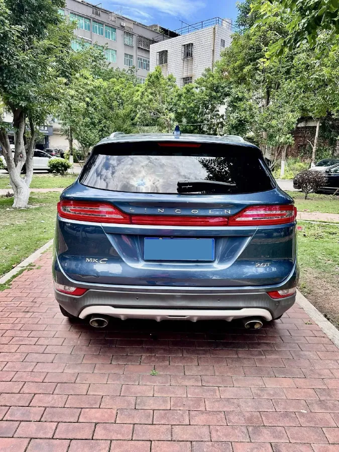 2018 Lincoln MKC 2.0T 203HP L4 6AT,autocango,china used car exporter,china ev exporter,chinese used car exporter,chinese used ev exporter