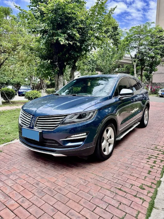 2018 Lincoln MKC 2.0T 203HP L4 6AT,autocango,china used car exporter,china ev exporter,chinese used car exporter,chinese used ev exporter