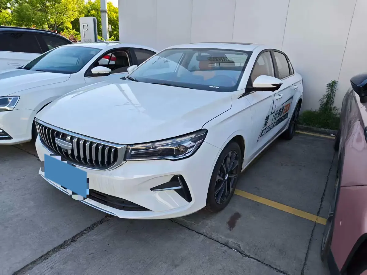 2025 Geely Emgrand 1.5L 127HP L4 CVT,autocango,china used car exporter,china ev exporter,chinese used car exporter,chinese used ev exporter