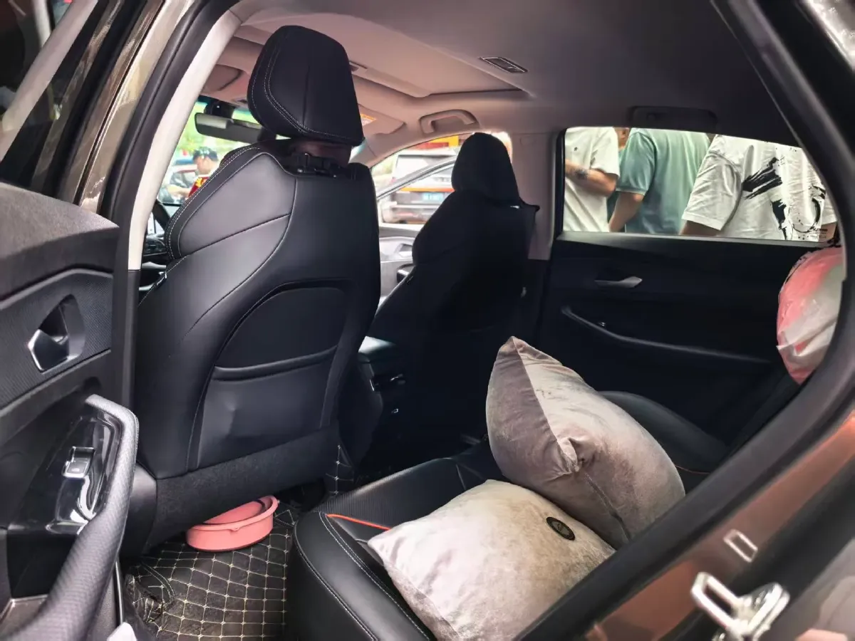 2025 Geely Emgrand 1.5L 127HP L4 CVT,autocango,china used car exporter,china ev exporter,chinese used car exporter,chinese used ev exporter