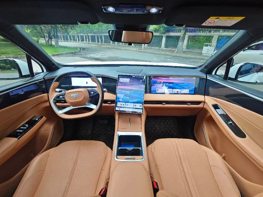 2025 Geely Galaxy L7 1.5L 112HP L4 1DHT PHEV 18.4KWH,autocango,china used car exporter,china ev exporter,chinese used car exporter,chinese used ev exporter