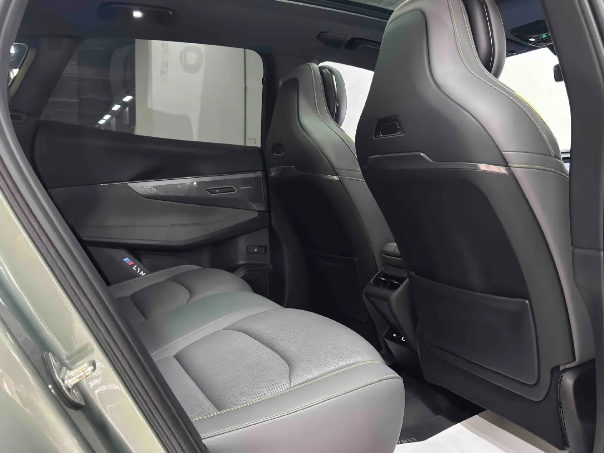 2023 LYNK&CO 08 EM-P 1.5T 163HP L4 3DHT PHEV 39.6KWH,autocango,china used car exporter,china ev exporter,chinese used car exporter,chinese used ev exporter