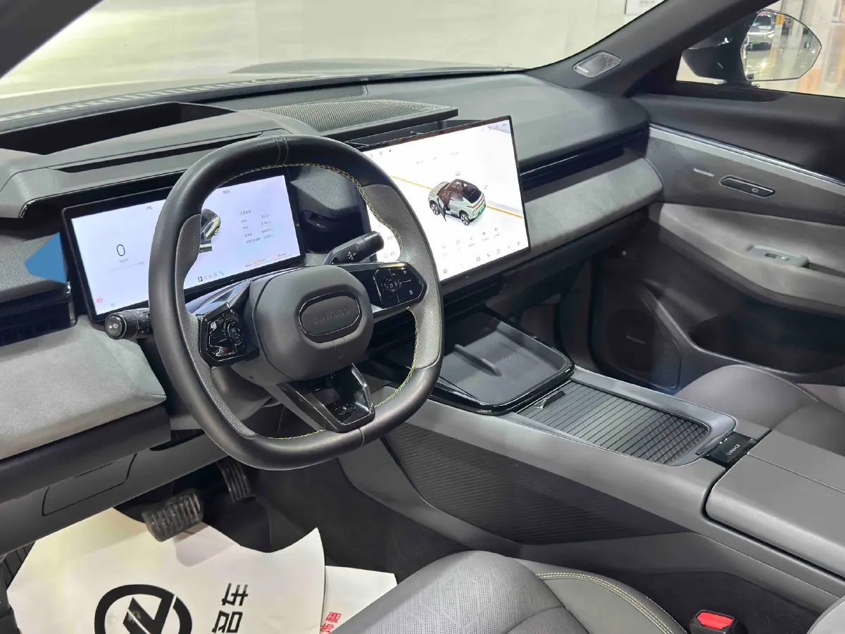 2023 LYNK&CO 08 EM-P 1.5T 163HP L4 3DHT PHEV 39.6KWH,autocango,china used car exporter,china ev exporter,chinese used car exporter,chinese used ev exporter
