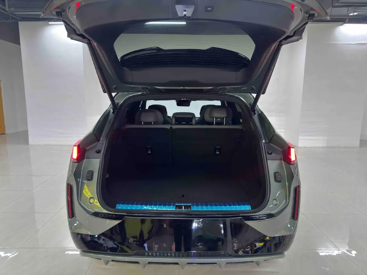 2023 LYNK&CO 08 EM-P 1.5T 163HP L4 3DHT PHEV 39.6KWH,autocango,china used car exporter,china ev exporter,chinese used car exporter,chinese used ev exporter