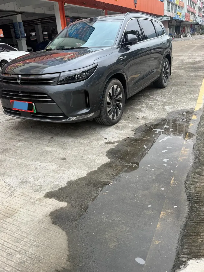 2024 AITO AITO M7 1.5T 152HP L4 REEV 40KWH,autocango,china used car exporter,china ev exporter,chinese used car exporter,chinese used ev exporter