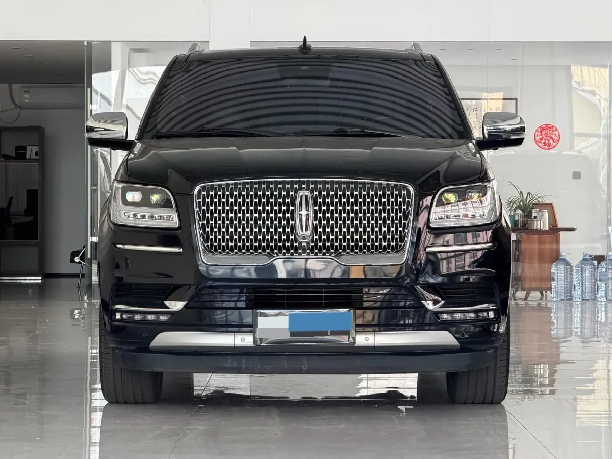 2019 Lincoln Navigator 3.5T 388HP V6 10AT,autocango,china used car exporter,china ev exporter,chinese used car exporter,chinese used ev exporter