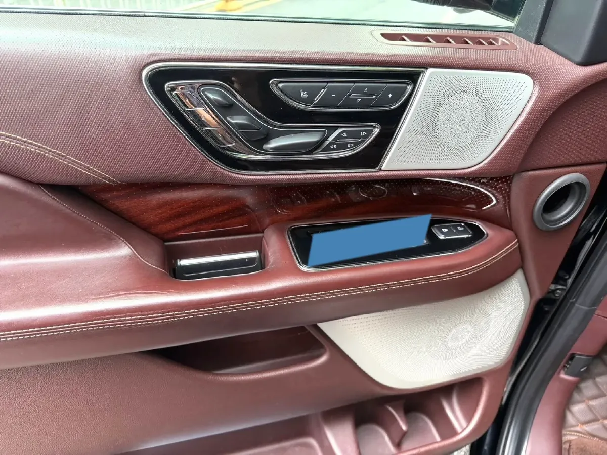 2019 Lincoln Navigator 3.5T 388HP V6 10AT,autocango,china used car exporter,china ev exporter,chinese used car exporter,chinese used ev exporter