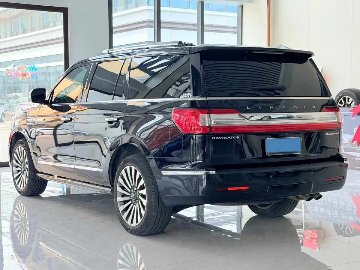 2019 Lincoln Navigator 3.5T 388HP V6 10AT,autocango,china used car exporter,china ev exporter,chinese used car exporter,chinese used ev exporter