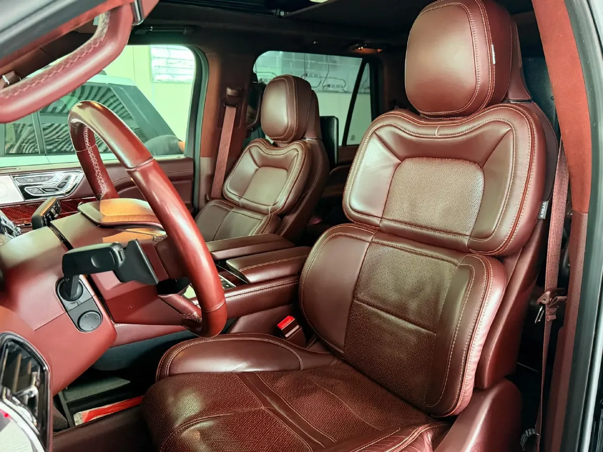 2019 Lincoln Navigator 3.5T 388HP V6 10AT,autocango,china used car exporter,china ev exporter,chinese used car exporter,chinese used ev exporter
