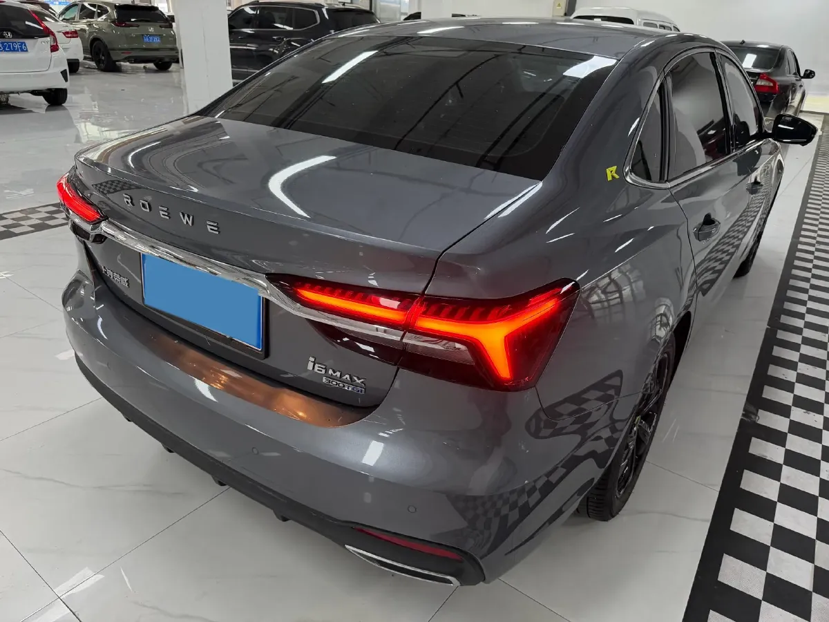 2020 Roewe i6 MAX 1.5T 173HP L4 7DCT,autocango,china used car exporter,china ev exporter,chinese used car exporter,chinese used ev exporter