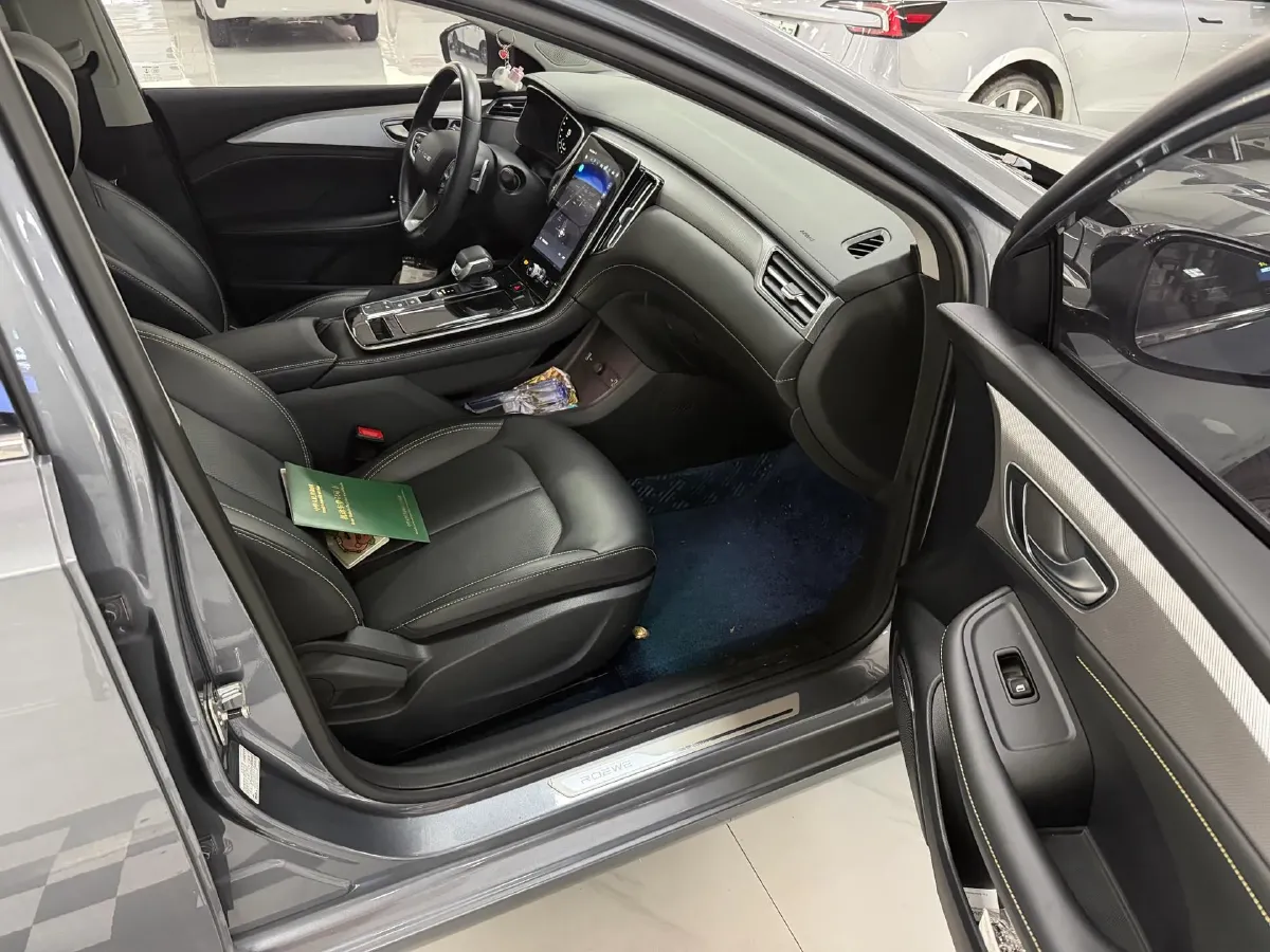 2020 Roewe i6 MAX 1.5T 173HP L4 7DCT,autocango,china used car exporter,china ev exporter,chinese used car exporter,chinese used ev exporter