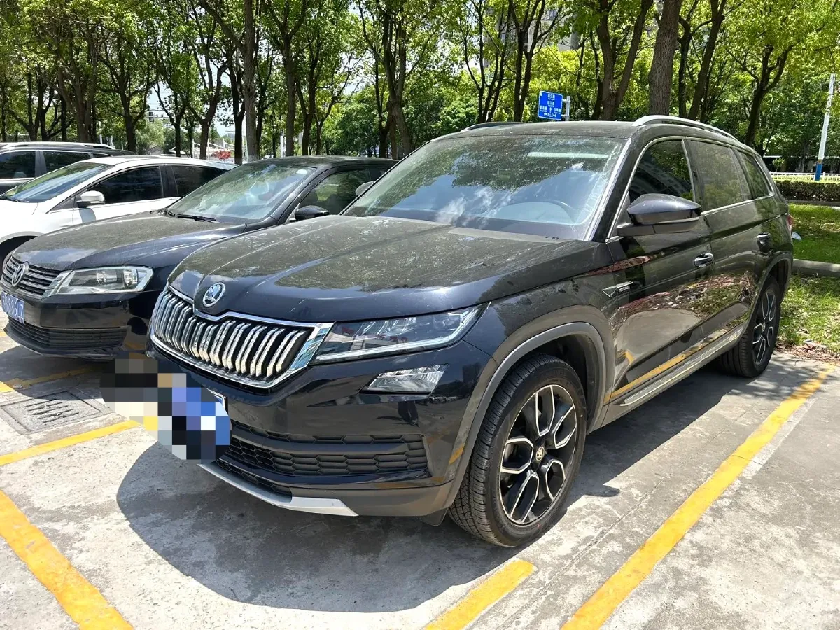 2018 Skoda Kodiak 1.8T 180HP L4 7DCT,autocango,china used car exporter,china ev exporter,chinese used car exporter,chinese used ev exporter