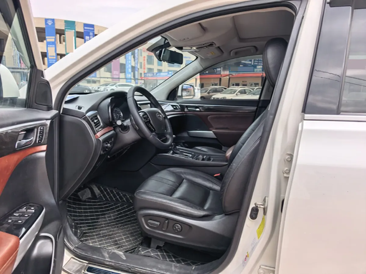 2017 GAC Trumpchi GS8 2.0T 201HP L4 6AT,autocango,china used car exporter,china ev exporter,chinese used car exporter,chinese used ev exporter