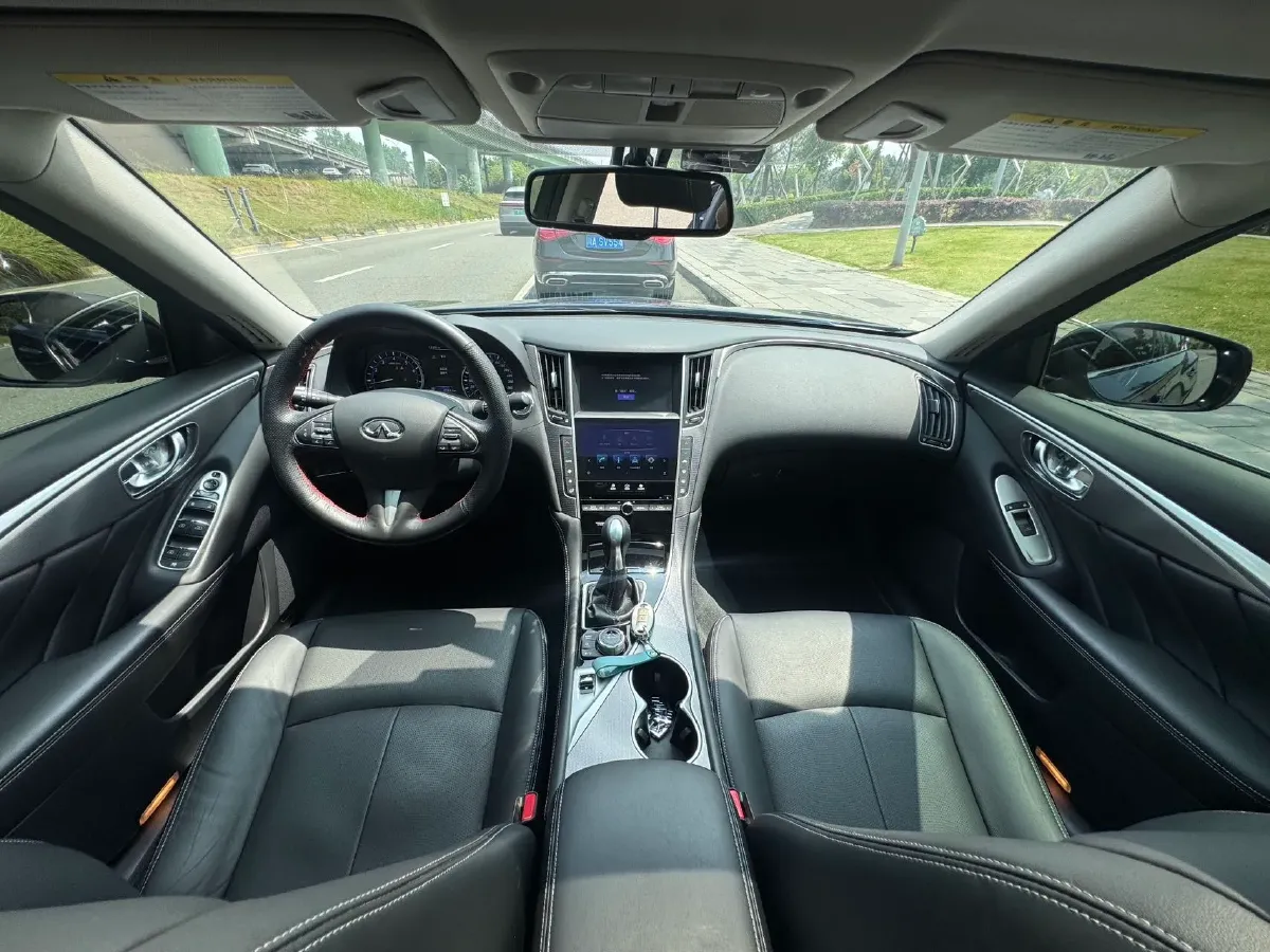 2016 Infiniti Q50L 2.0T 211HP L4 7AT,autocango,china used car exporter,china ev exporter,chinese used car exporter,chinese used ev exporter