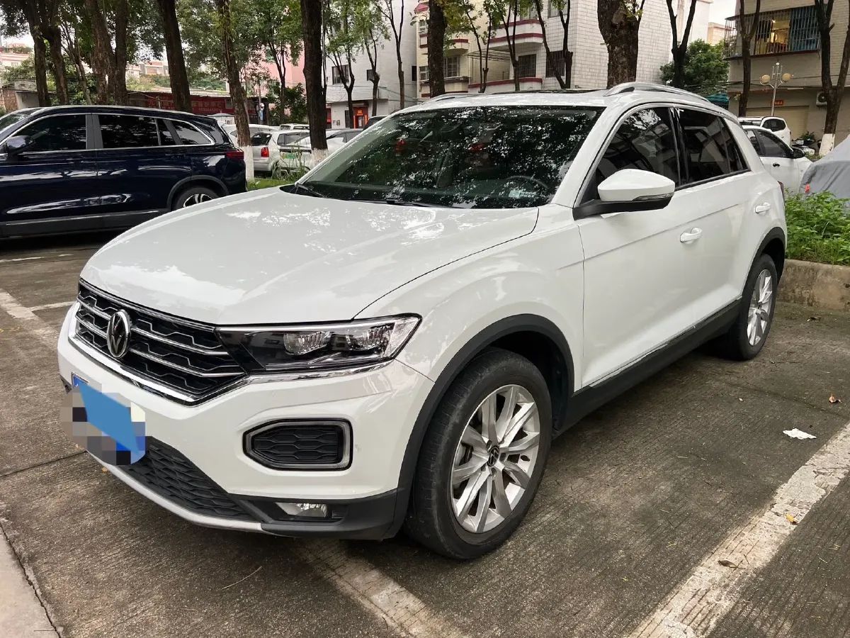 2021 Volkswagen T-Roc 1.4T 150HP L4 7DCT,autocango,china used car exporter,china ev exporter,chinese used car exporter,chinese used ev exporter