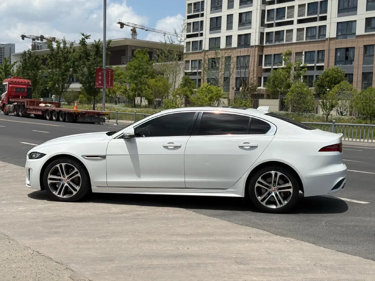 2020 Jaguar XEL 2.0T 200HP L4 8AT,autocango,china used car exporter,china ev exporter,chinese used car exporter,chinese used ev exporter