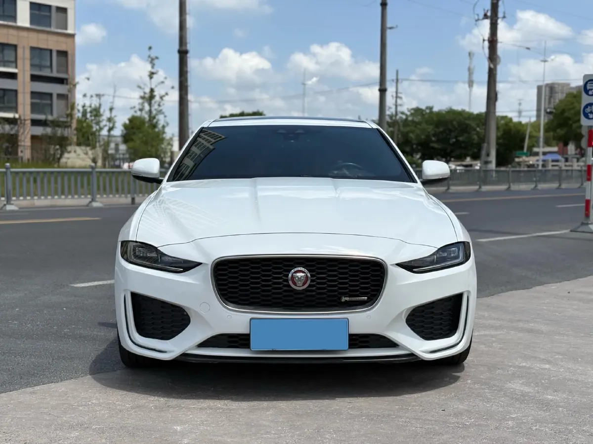 2020 Jaguar XEL 2.0T 200HP L4 8AT,autocango,china used car exporter,china ev exporter,chinese used car exporter,chinese used ev exporter
