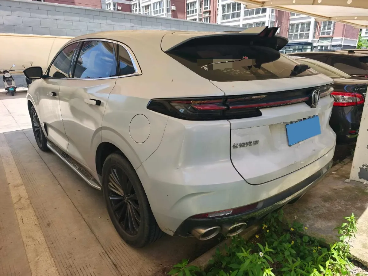 2021 ChangAn UNI-K 2.0T 233HP L4 8AT,autocango,china used car exporter,china ev exporter,chinese used car exporter,chinese used ev exporter