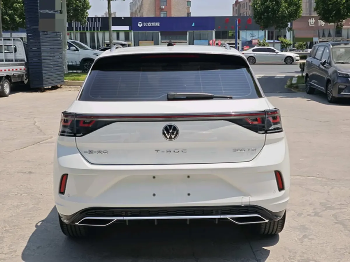 2023 Volkswagen T-Roc 1.5T 160HP L4 7DCT,autocango,china used car exporter,china ev exporter,chinese used car exporter,chinese used ev exporter