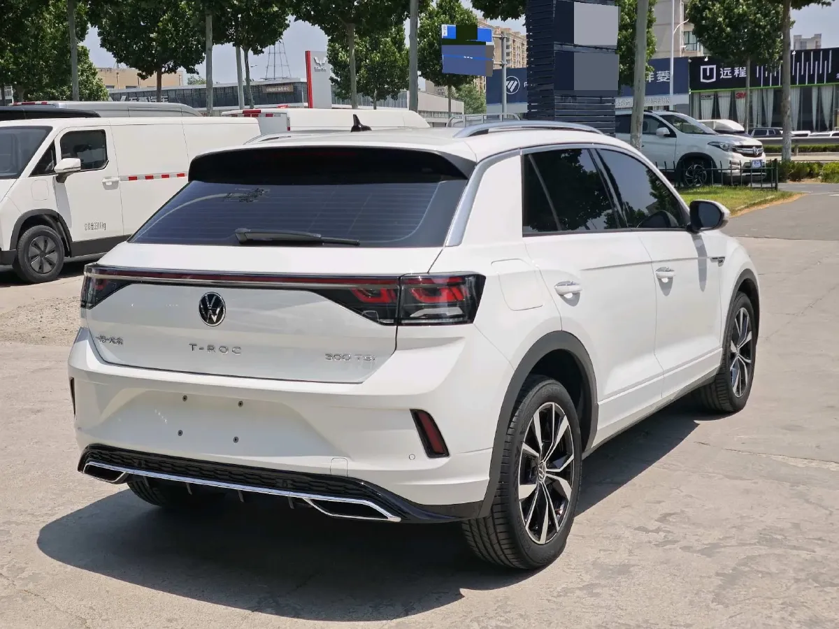 2023 Volkswagen T-Roc 1.5T 160HP L4 7DCT,autocango,china used car exporter,china ev exporter,chinese used car exporter,chinese used ev exporter
