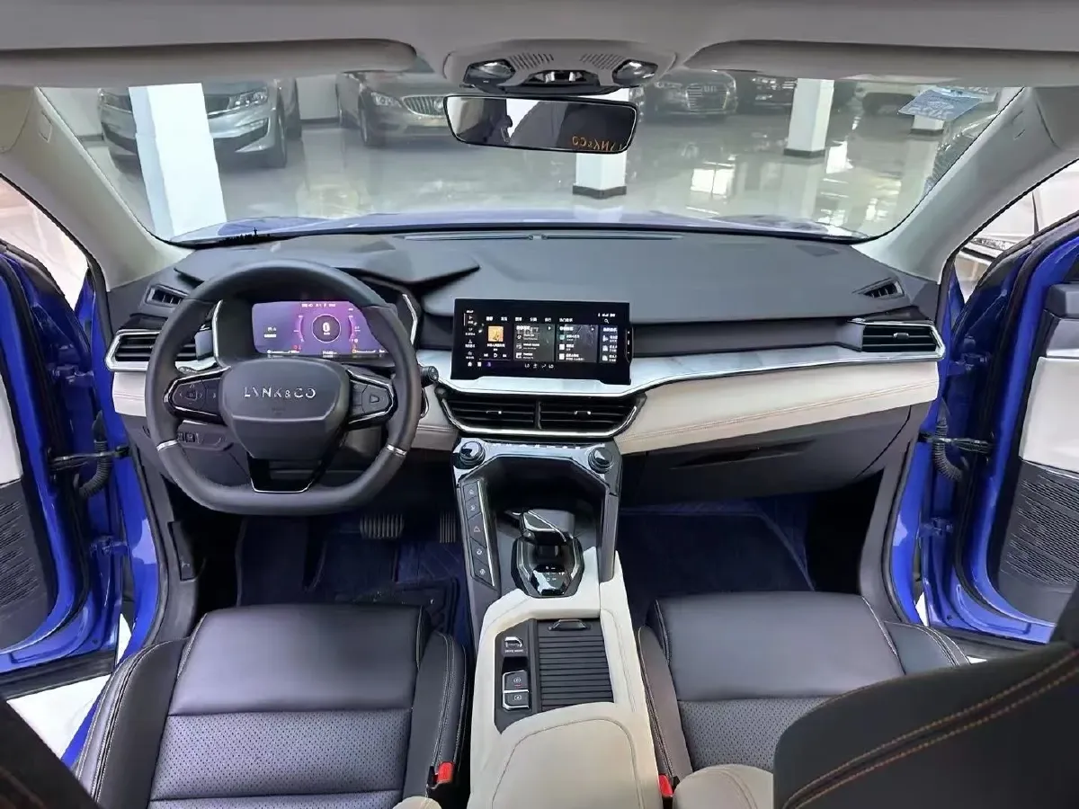 2022 LYNK&CO 02 2.0T 190HP L4 7DCT,autocango,china used car exporter,china ev exporter,chinese used car exporter,chinese used ev exporter
